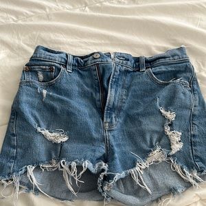 Abercrombie mom shorts